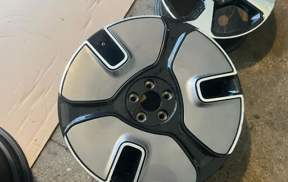 Smart #1 R19 alloy rim 