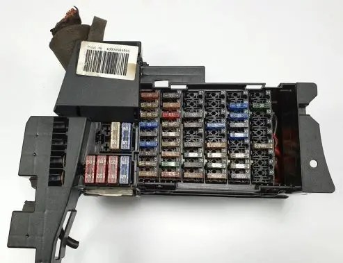 Mercedes-Benz B W245 Fuse box set 1695450540