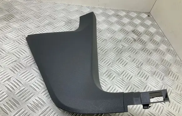 Volkswagen Tiguan Front sill trim cover 5NB863484D 5NB863484E