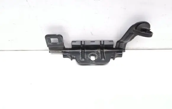 Volvo V40 Battery bracket 31301936
