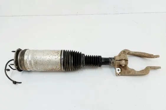 Land Rover Defender Front shock absorber/damper L8B2-3C286-AB