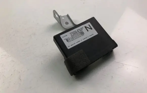 Toyota Avensis T270 Other control units/modules 8978405020