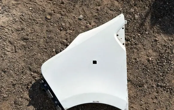 Opel Vivaro Fender 