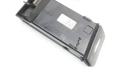 Mercedes-Benz E W211 Glove box A2116801952