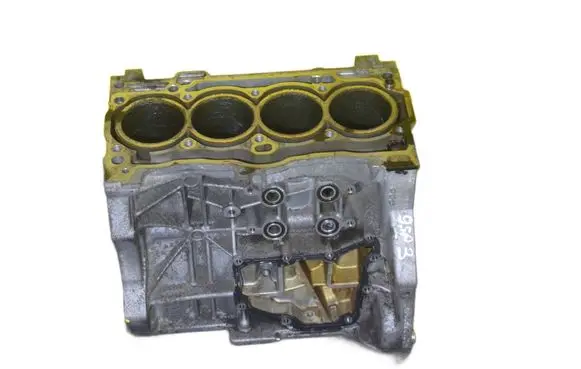Audi A1 Engine block CZCA