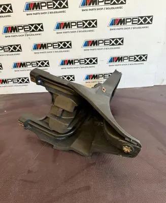 BMW X6 E71 Fender mounting bracket 51657157984