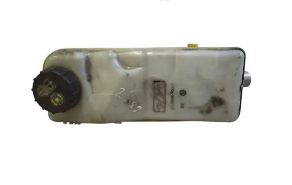 Master brake cylinder