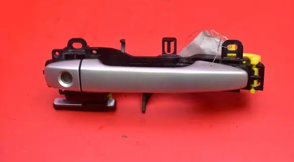 Toyota Corolla Verso E110 Front door exterior handle