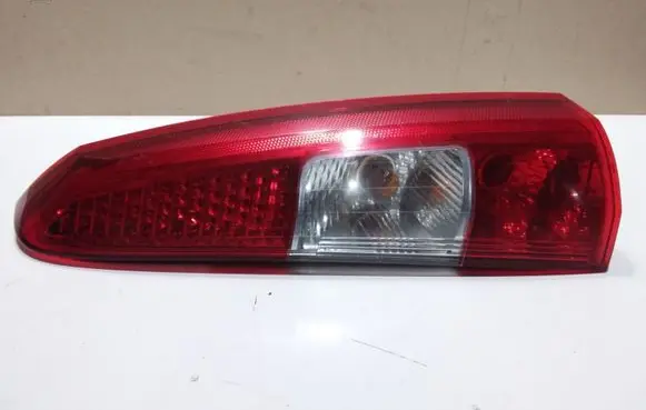 Volvo V70 Rear/tail lights 160986