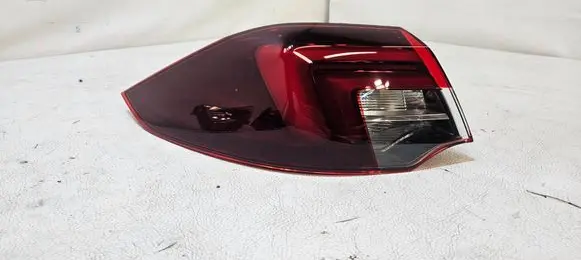Opel Insignia B Rear/tail lights 39040625