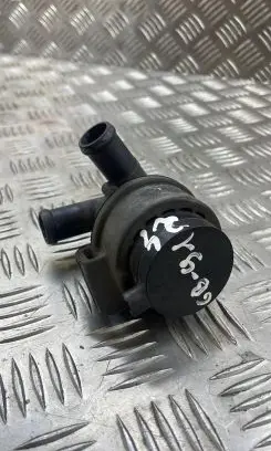 Volvo S60 Electric auxiliary coolant/water pump 31332380