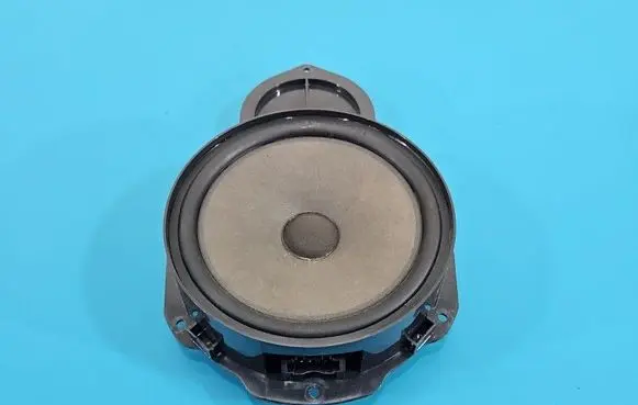 Volkswagen PASSAT CC Front door speaker 3C8035454 IMPRK1524691