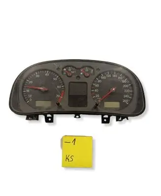 Volkswagen Golf IV Speedometer (instrument cluster) 1J0920822A