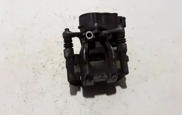 Mercedes-Benz GLA H247 Rear brake caliper A2474232000