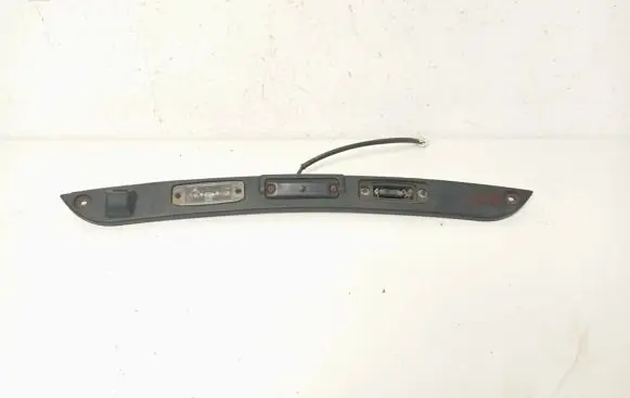 Tailgate opening switch