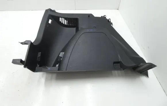 Skoda Yeti (5L) Trunk/boot side trim panel 5L6867427K 5L6867427 5L6867427L
