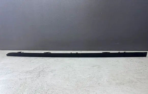 BMW 5 E60 E61 Windshield trim