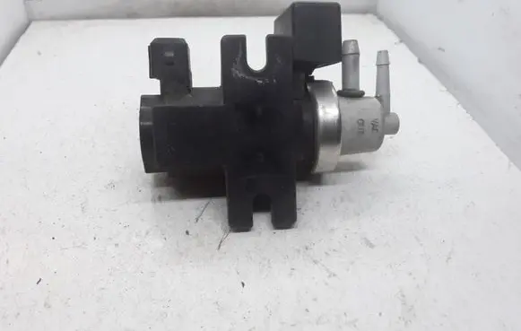 KIA Sorento Turbo solenoid valve 7219031