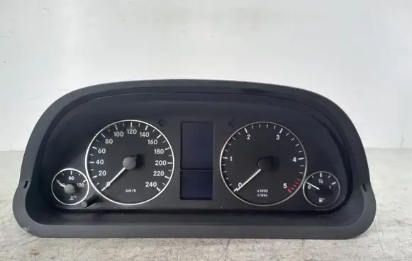Mercedes-Benz A W169 Speedometer (instrument cluster) A1695400848