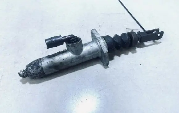 Audi 80 90 B3 Clutch master cylinder 893721401b