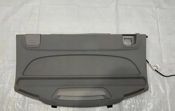 Alfa Romeo Giulia Parcel shelf