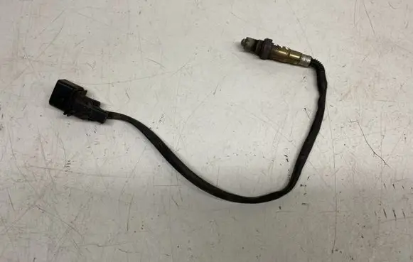 BMW 6 E63 E64 Lambda probe sensor 751298203 0258007144