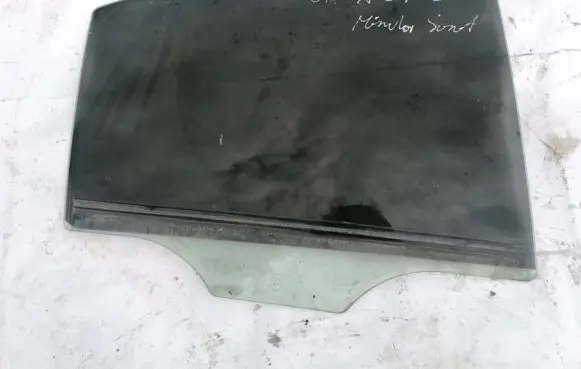 Hyundai Sonata Rear door window glass