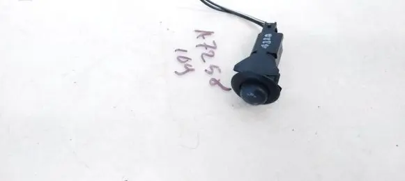 Tailgate opening switch