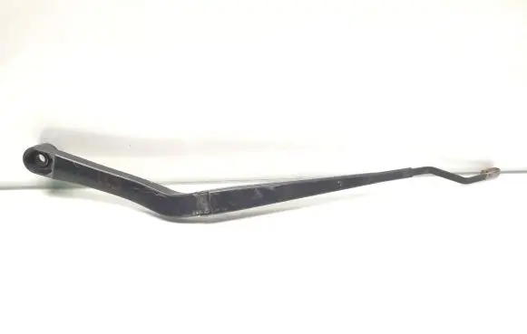 Front wiper blade arm