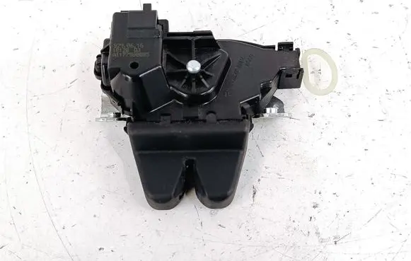Mercedes-Benz CLA C117 X117 W117 Tailgate/trunk/boot lock/catch/latch A1177500085