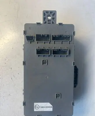 Honda Accord Fuse module 116RA000008