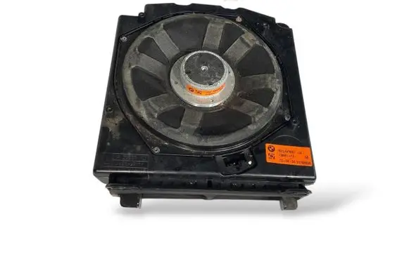 BMW 5 E60 E61 Subwoofer speaker 6919357 65136919357 6929102
