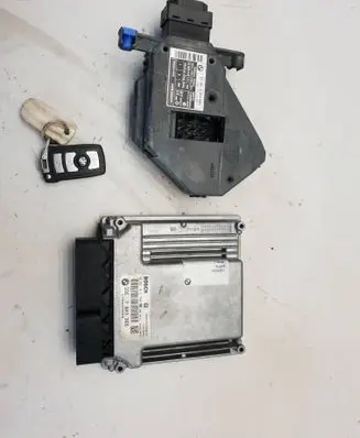 BMW 7 E65 E66 Engine control unit/module 7803369 0281013500 170033956