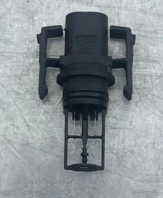 Mercedes-Benz S W220 Intake air temperature sensor 0005422818