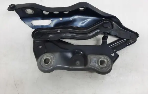 Skoda Kodiaq Tailgate hinge 565823302
