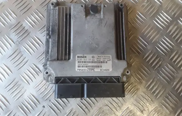 Dodge Caliber Engine control unit/module 0281012129 P05033299AE 1039S12875