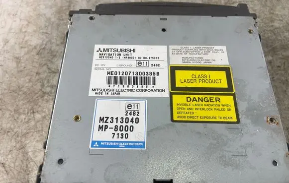Mitsubishi Grandis CD/DVD changer Mz313040 Mp80007130