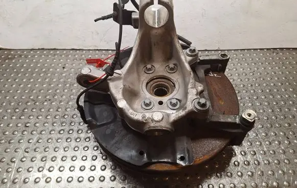 Renault Megane IV Front wheel hub spindle knuckle S14461647 411513035R