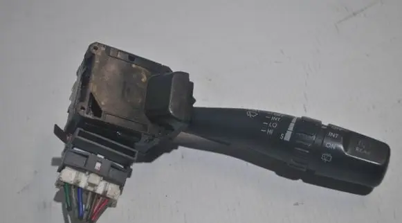KIA Sportage Wiper control stalk 621W05200