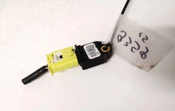Toyota Auris 150 Airbag deployment crash/impact sensor 8983102060 89831-02060