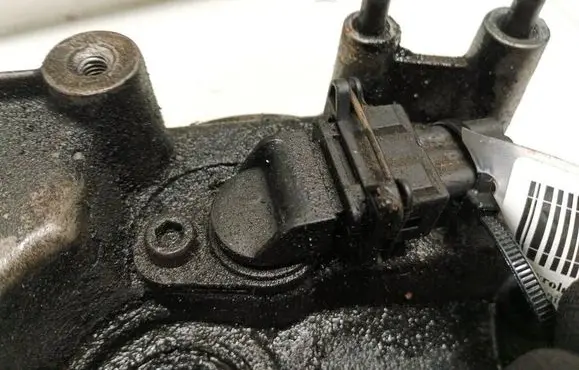 Camshaft position sensor