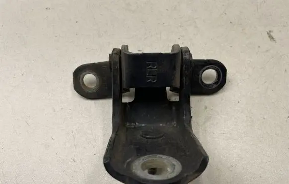 Ford Fiesta Rear door lower hinge
