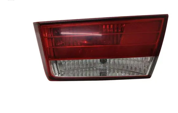 Hyundai Sonata Tailgate rear/tail lights 924043K0