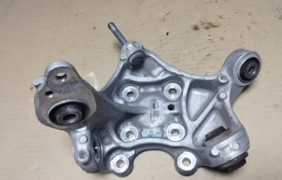 Honda Accord Rear wheel hub spindle/knuckle 