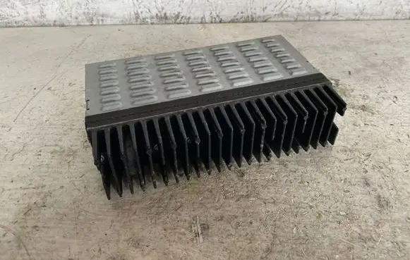 Lexus RX 330 - 350 - 400H Sound amplifier 8610048070 6020024 DKTW015176EV