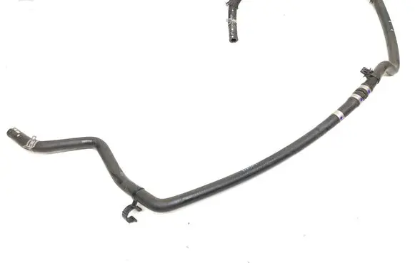Ford Escape IV Engine coolant pipe/hose