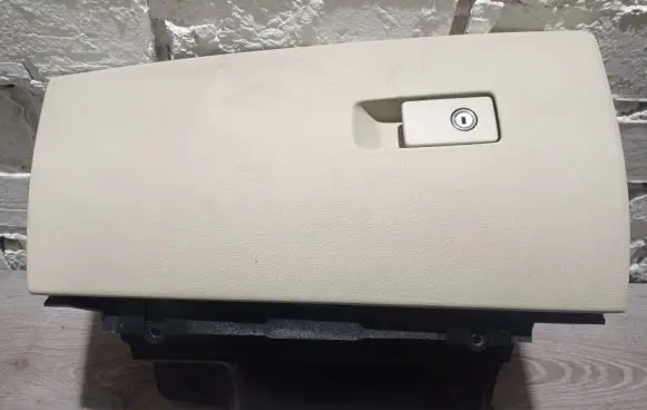 Volvo S80 Glove box 1264 31305491 39810150