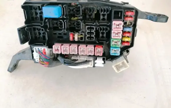 Fuse box set