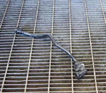 Brake vacuum hose/pipe