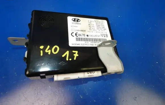 Hyundai i40 Central body control module 954003Z425